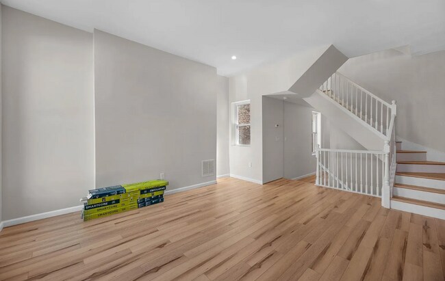 Photo - 121 N Patterson Park Ave