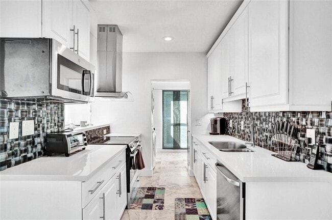 Photo - 815 NE 4th St
