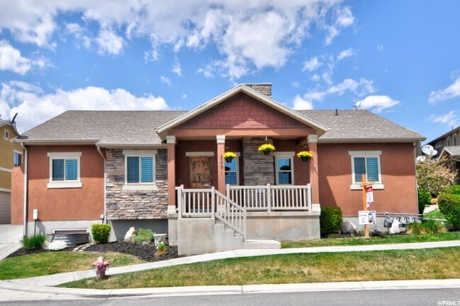Building Photo - 2 Bedroom Basement Unit in Eagle Mountain!