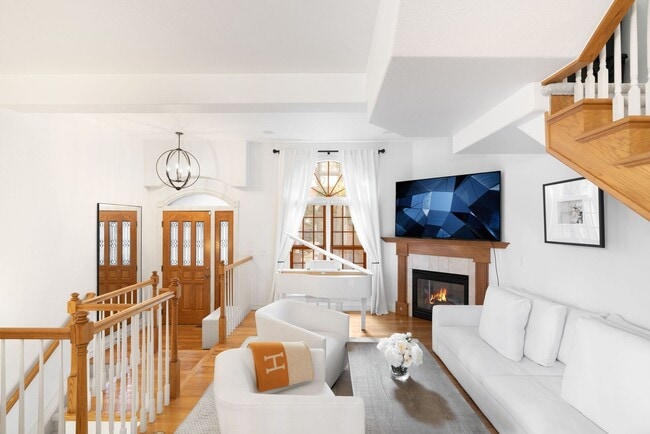 Photo - Cherry Creek Townhome - 3 Bed, 3 Bath, 2 Car Attached Garage