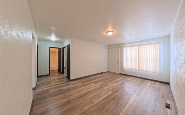 Photo - 2603-2605 Eastview Dr Unit 2605 Eastview Dr.