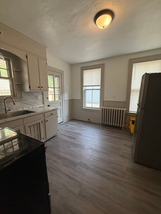 14-16 Pease Ave - Blue Pod - 14-16 Pease Ave - Blue Pod Apartment Unit 2