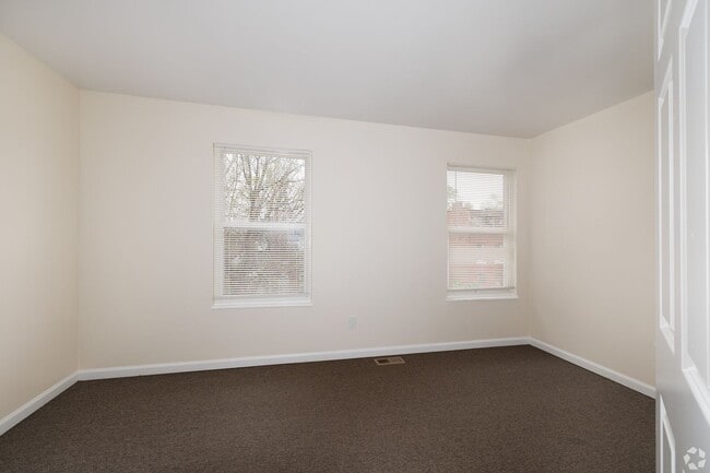 Photo - College Hill Apartments