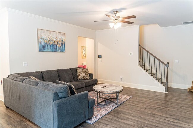 Photo - 510 Scenic Pass