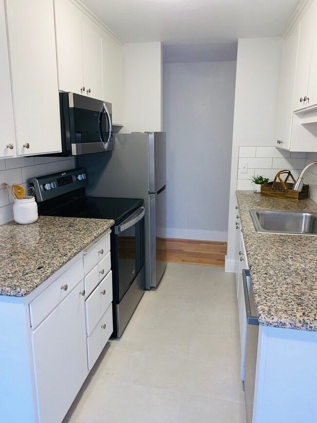 3627 13th Ave W Unit 1