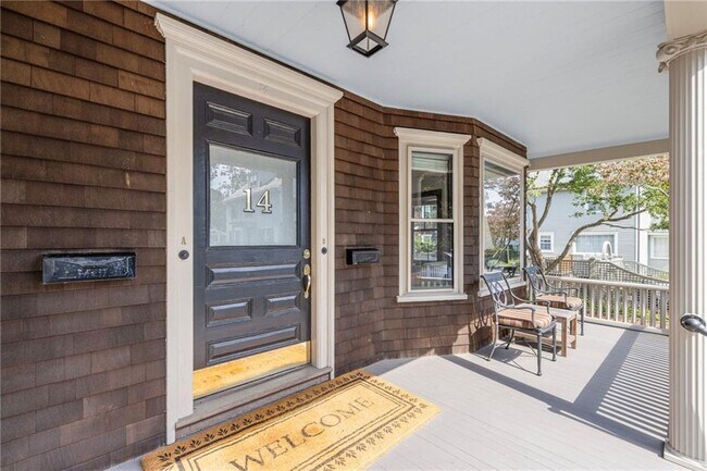 Photo - 14 Greenough Pl Unit B