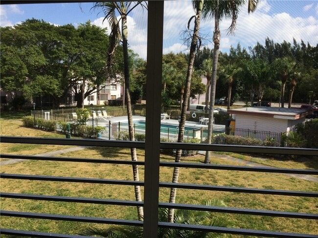 Photo - 4374 NW 9th Ave Condo Unit 162B
