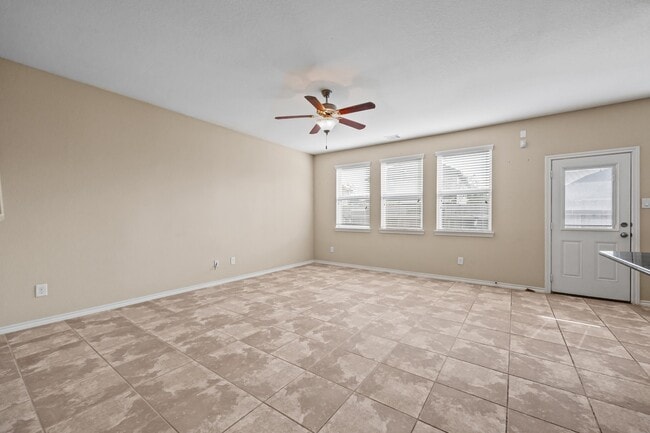 Photo - 4310 Laine Ln