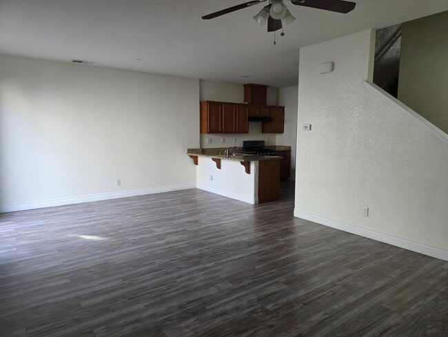 Photo - 8917 Robbins Rd