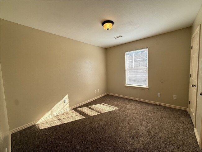 Photo - 245 Graystone Cir