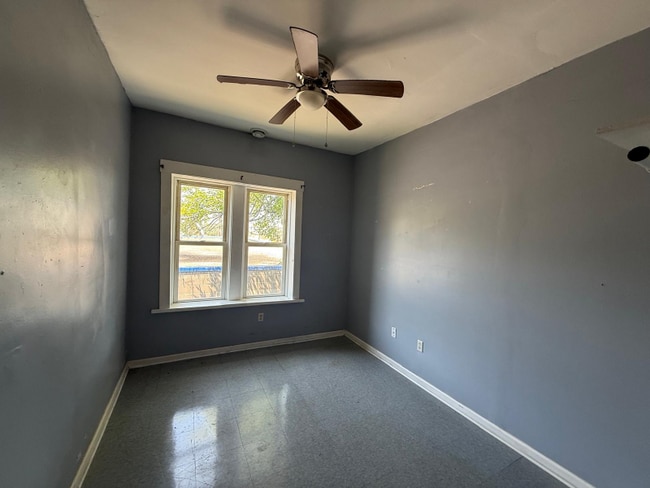 Photo - 2394 W 3rd St