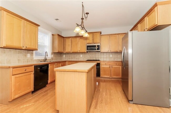 Photo - 1941 Patterson Mill Ct