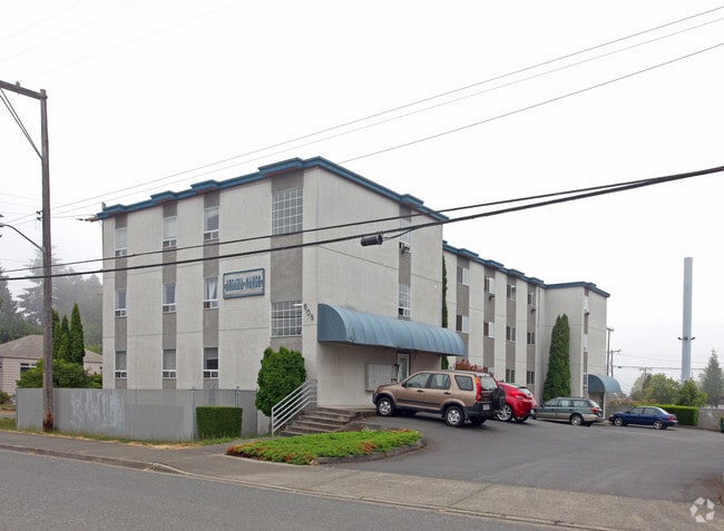 Photo - Arcadia Manor Apartments