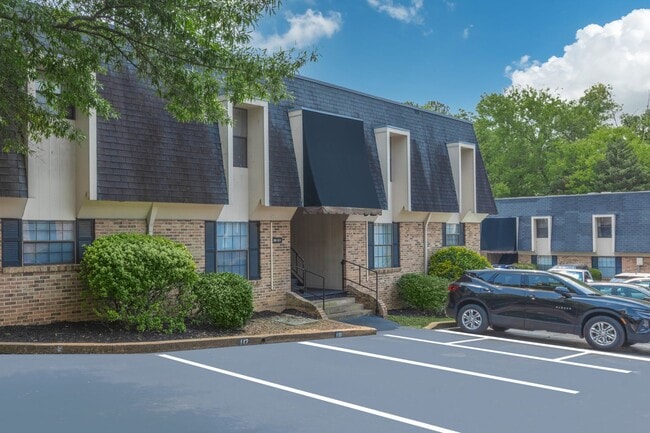 Photo - Ledford at Hamilton Place