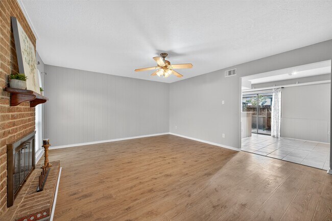 Photo - 1445 Bonanza Rd Unit 445