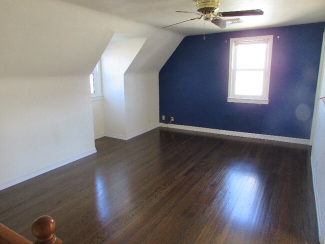 Photo - 113 Chalmers Ave Unit 2nd Floor