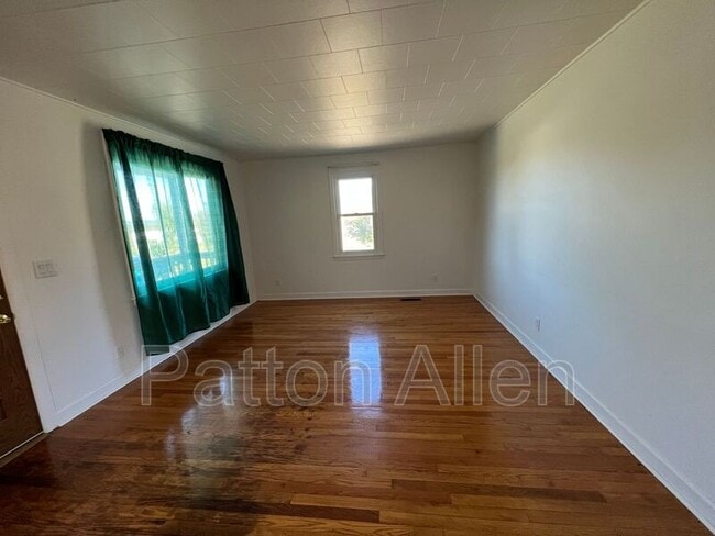 Photo - 120 Cedar Hill Rd