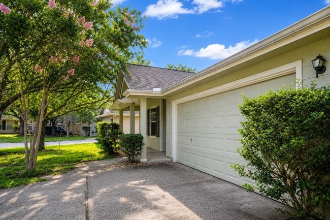 Photo - 146 N Vesper Bend Cir