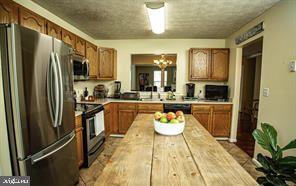 Building Photo - 306 W Park Dr