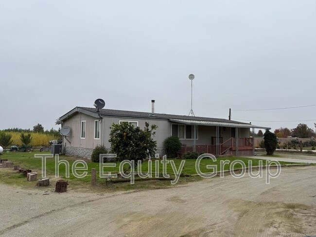 Photo - 26521 Rd 100