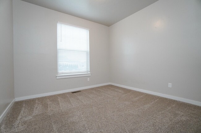 Photo - 1187 W Davenport St