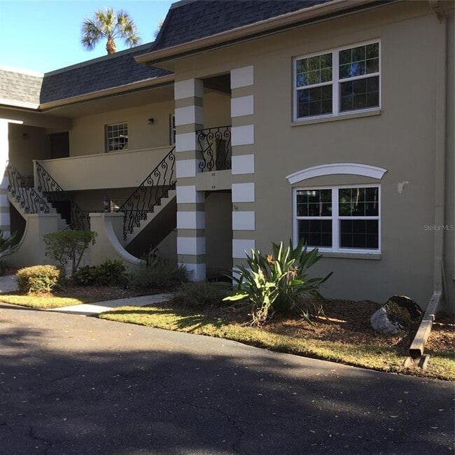 Building Photo - 48 Country Club Dr Unit 48