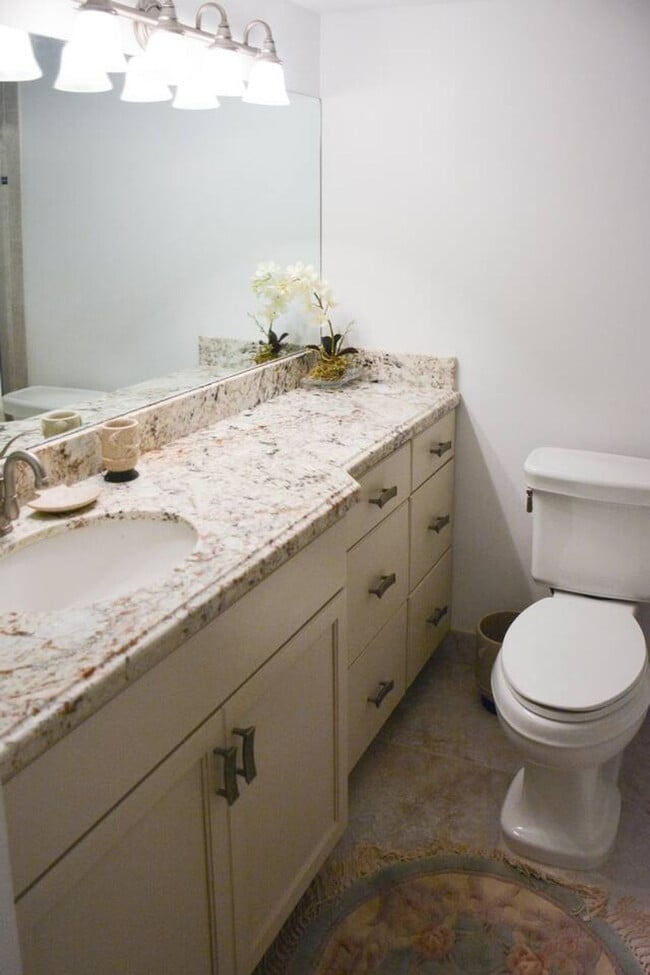 275 Palm Ave Unit SI ID1631324P