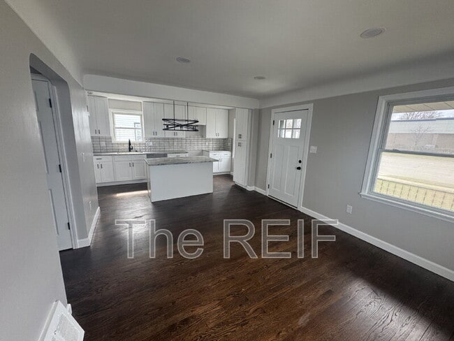Photo - 3324 Greenfield Rd