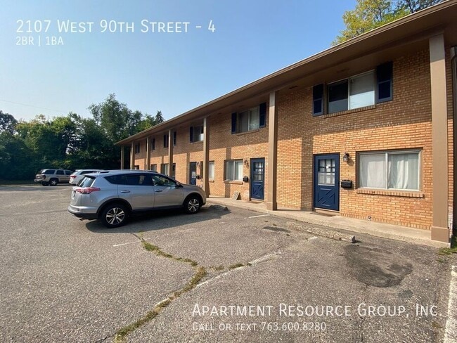 Photo - 2107 W 90th St Unit 4