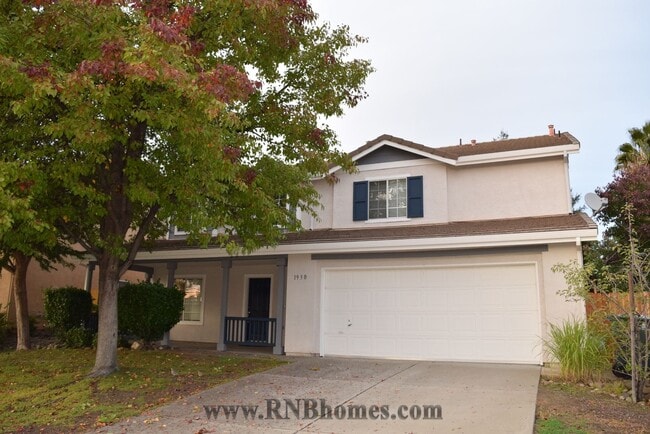 Building Photo - 1930 Crystal Ct