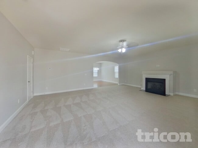 7019 Carrington Pointe Dr