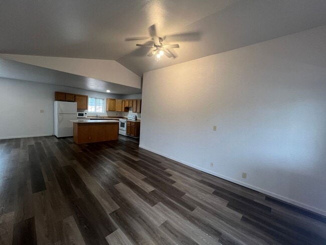 Photo - 610-620 W Central Blvd. Unit 18