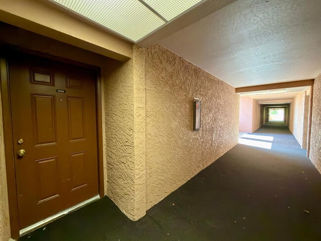 Photo - 540 N May Unit 3106