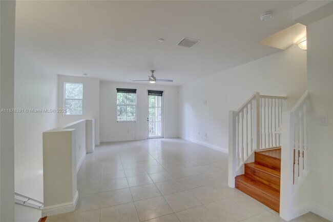 Photo - 406 SW 14th Ave