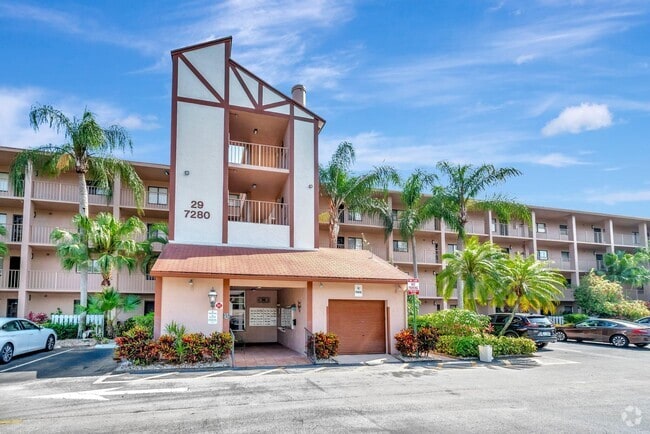 Building Photo - 7280 Amberly Ln Unit 110 Rental