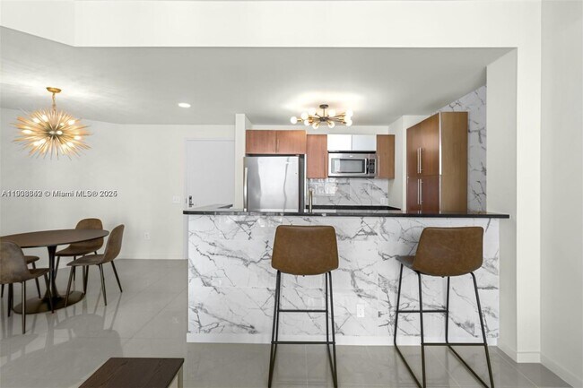 Photo - 300 S Biscayne Blvd Unit T-3407