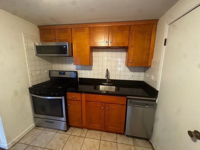 Photo - 87R Madison St Unit 2R