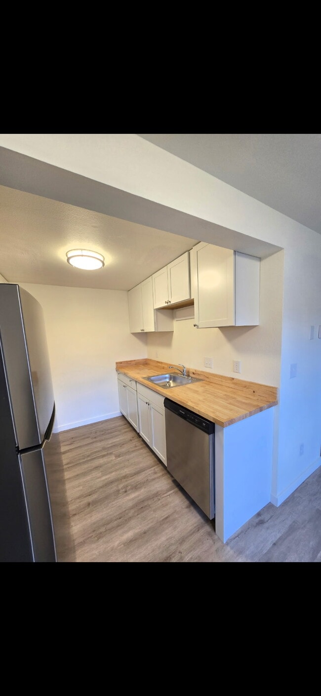 Baker Vista Apartments