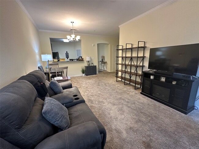 Photo - 2815 Kings Crossing Dr Unidad 308