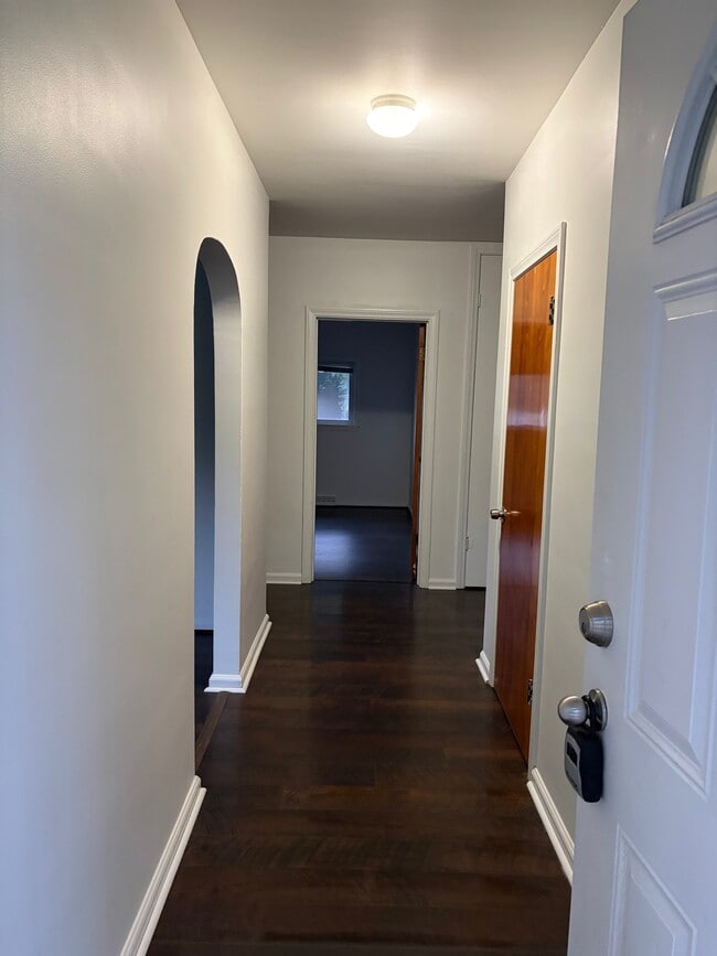 1916 S Stockman Rd Unit A  Upstairs Unit