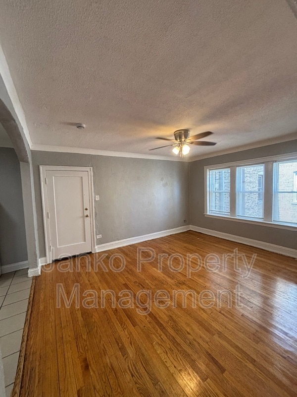 Photo - 9453 S Loomis St Unidad 204
