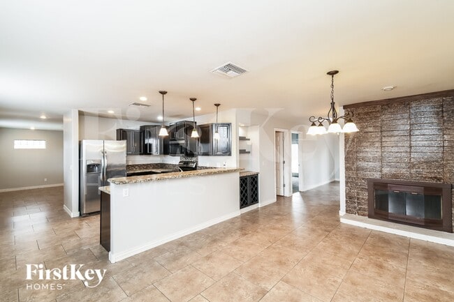 Photo - 1520 W Bentley St