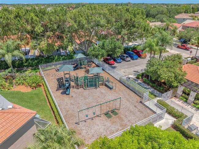 Photo - 800 Sorrento Dr