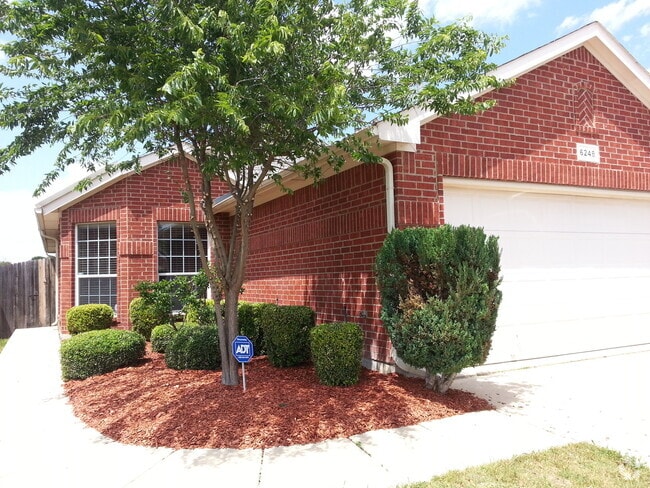 Building Photo - Cute 3/2/2 Alexandra Meadows Rental