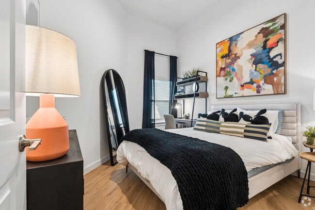1BD, 1BA - 875SF - Bedroom