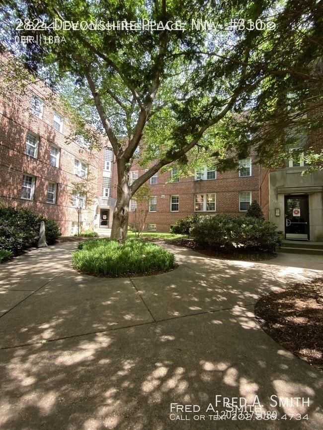 Building Photo - 2824 Devonshire Pl NW Unit #310