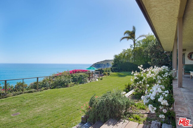 Photo - 29008 Cliffside Dr