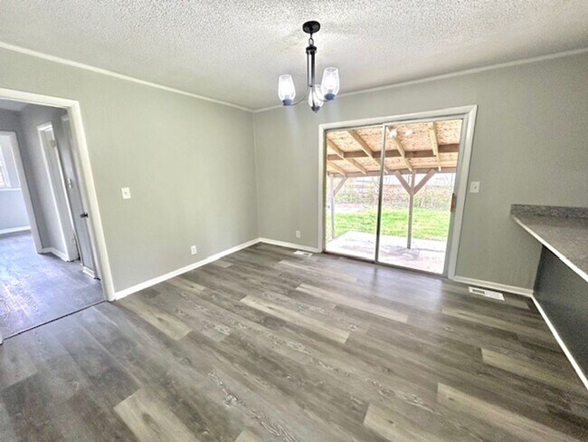 Photo - 6117 Colfax Rd NW