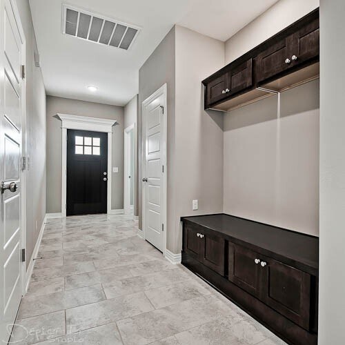 Photo - BEAUTIFUL BENTONVILLE HOME - LARGE FENCED IN YARD - BONUS ROOM UPSTAIRS