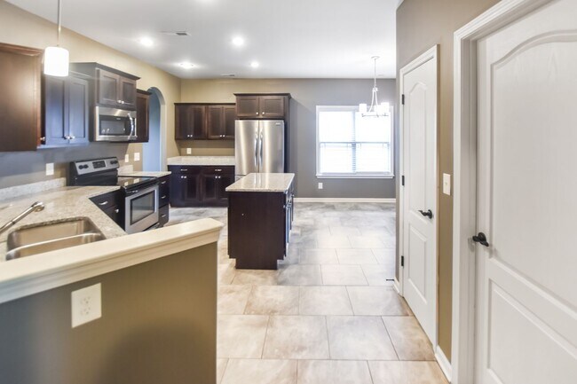 Photo - Pet Friendly Three Bedroom!